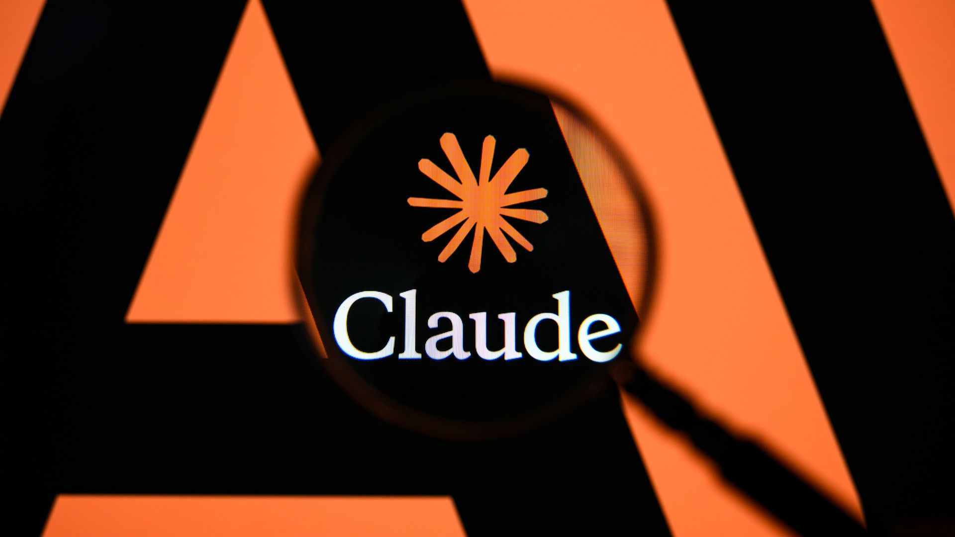Copy-paste no more: Anthropic puts invisible watermarks on Claude text ...
