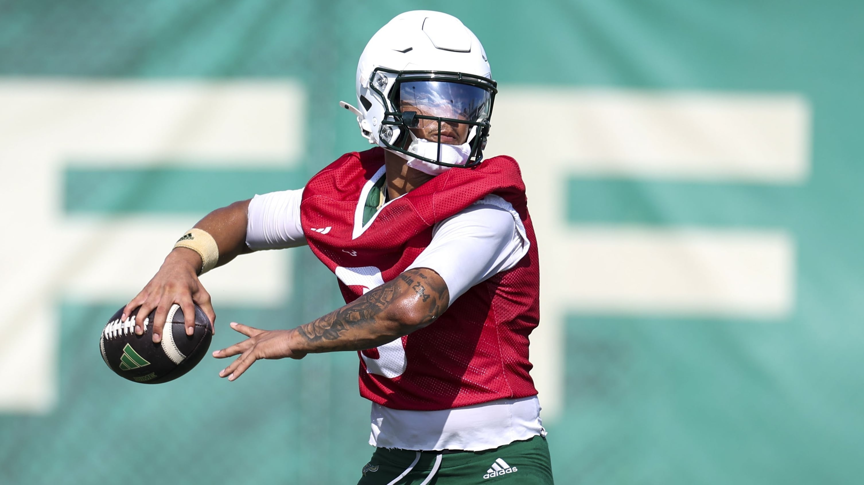 Who will be USF’s starting quarterback? It’s still down to 2 options