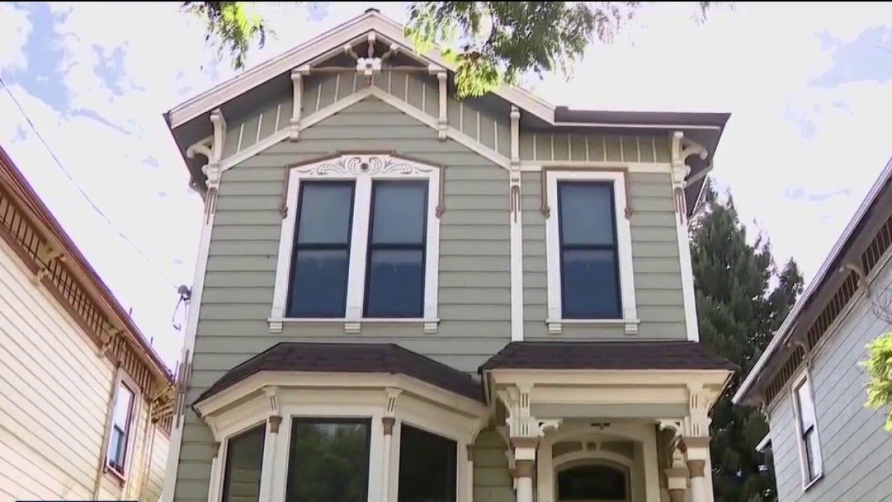 'Hybrid' homeowners are using portion of property for income