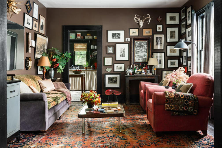 The 6 biggest mistakes people make when decorating with antiques