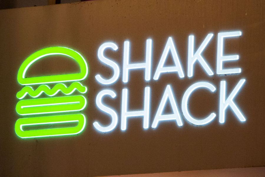 Shake Shack says tech glitch explains viral no-tip video