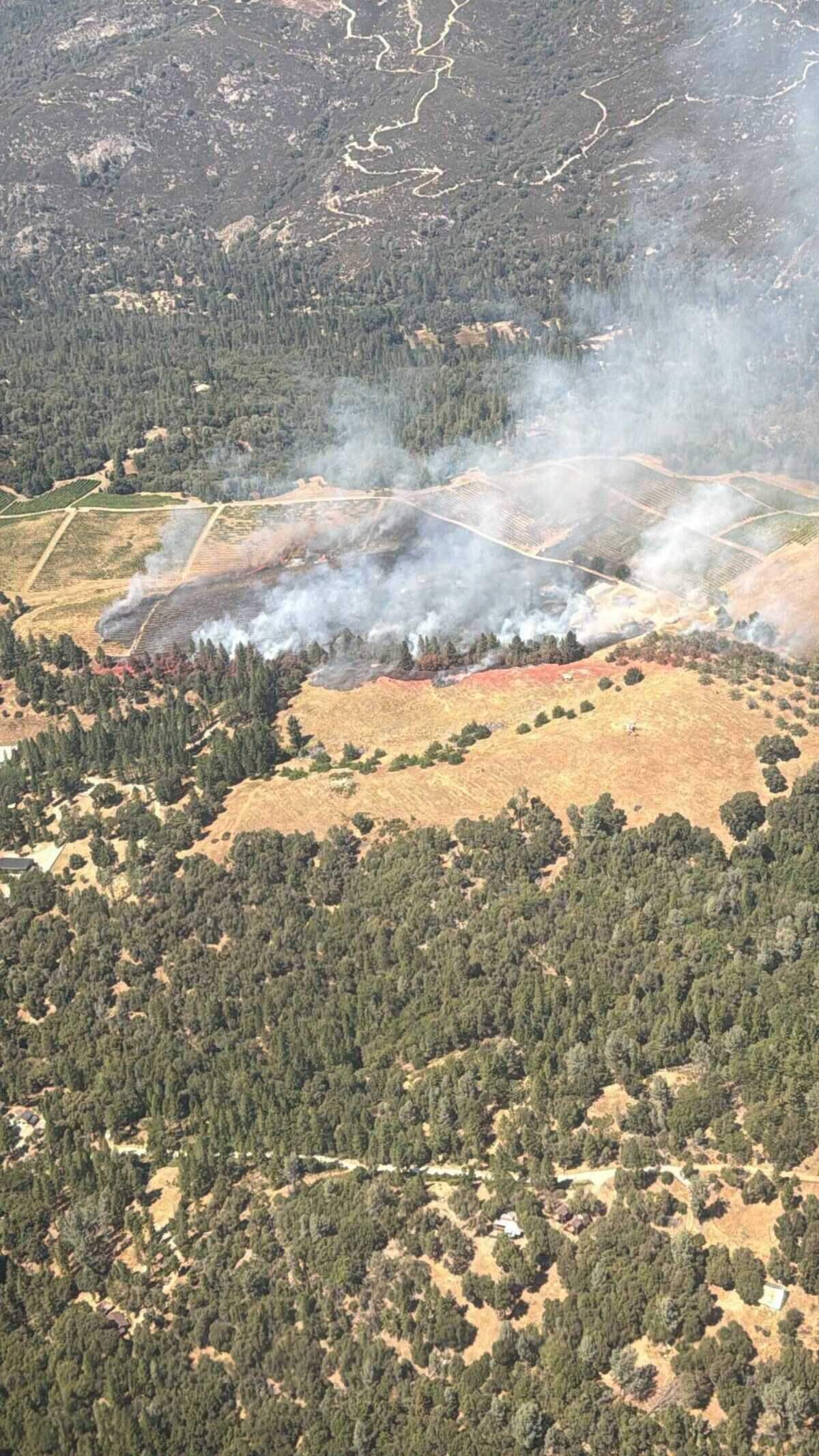 Hawk Fire burning in El Dorado County prompts evacuation orders, Cal ...