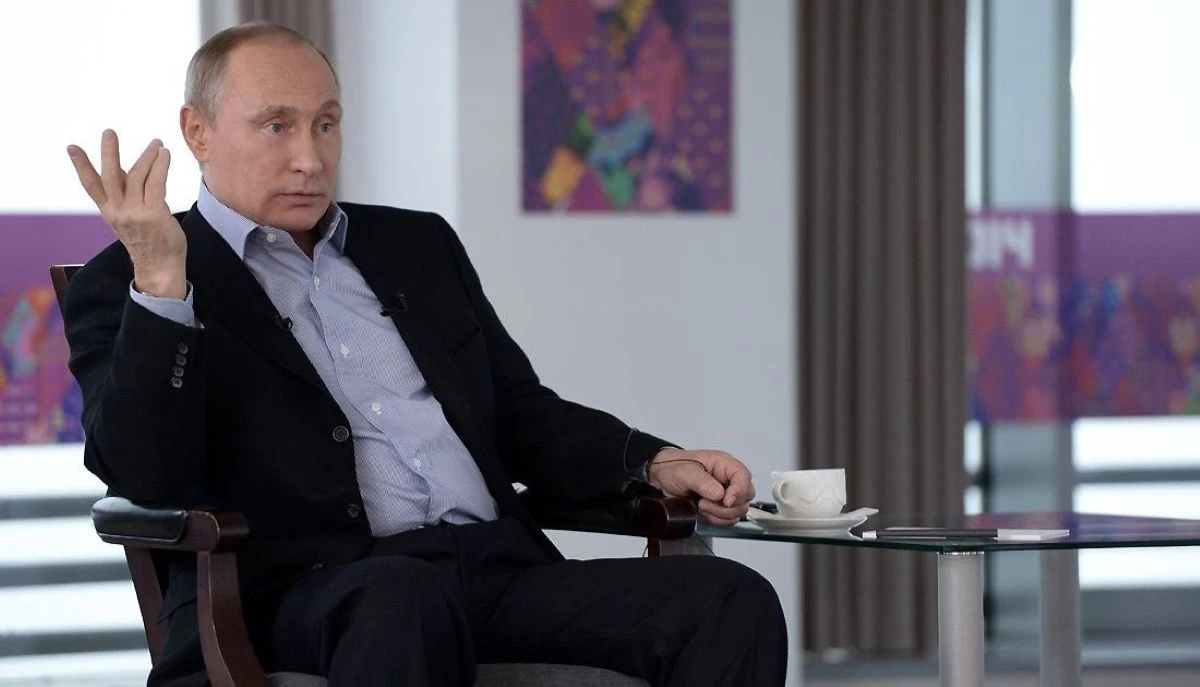 US senator warns Putin now uses the same tactic Hitler used