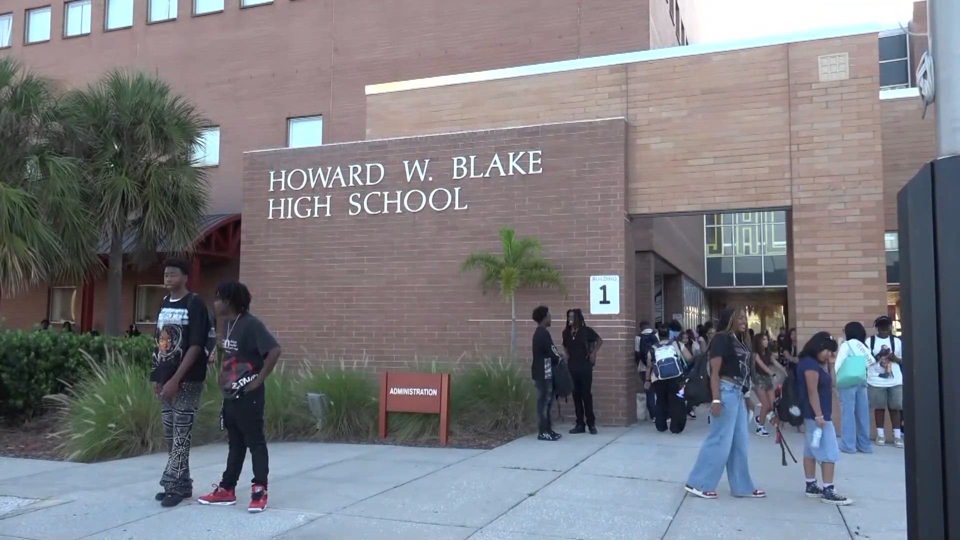 tampa-bay-area-students-begin-heading-back-to-school