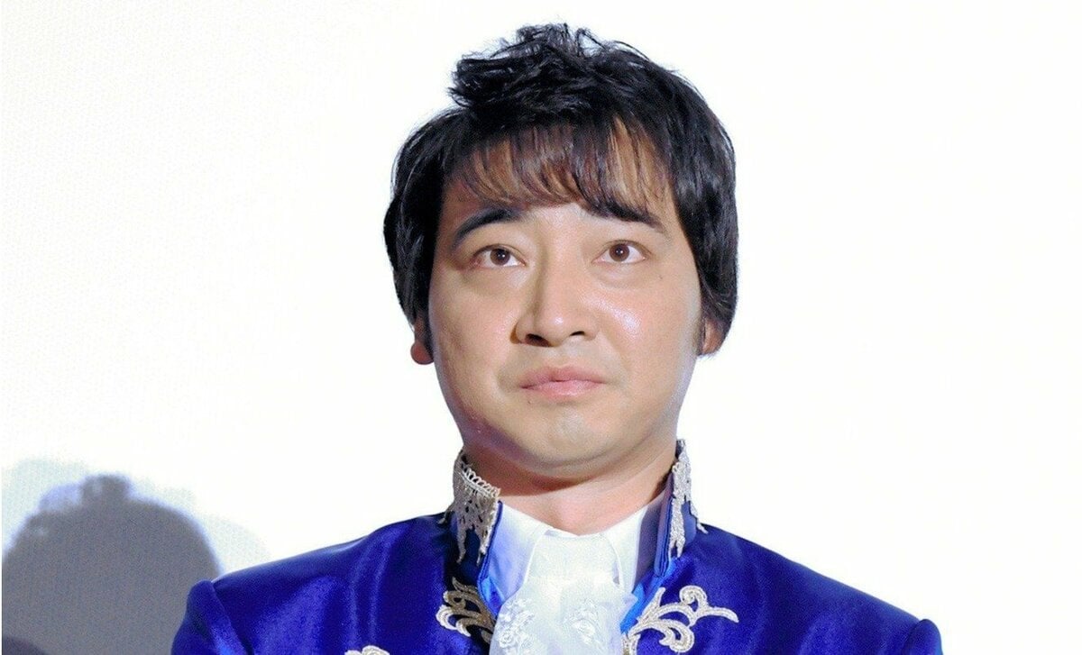 「投げ銭を乞う夫」と「映画を楽しむ妻」…元ジャンポケ斉藤「懲役7年求刑直後」に見せた日常に“違和感”の嵐