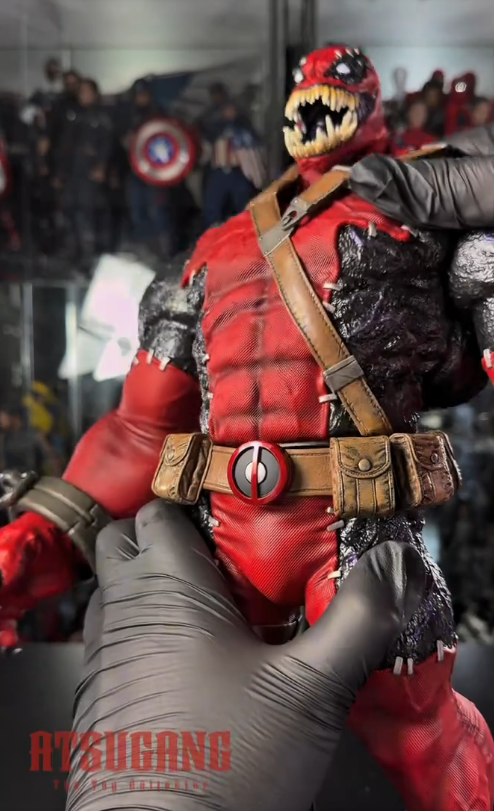 Venompool close up ASMR 2.0