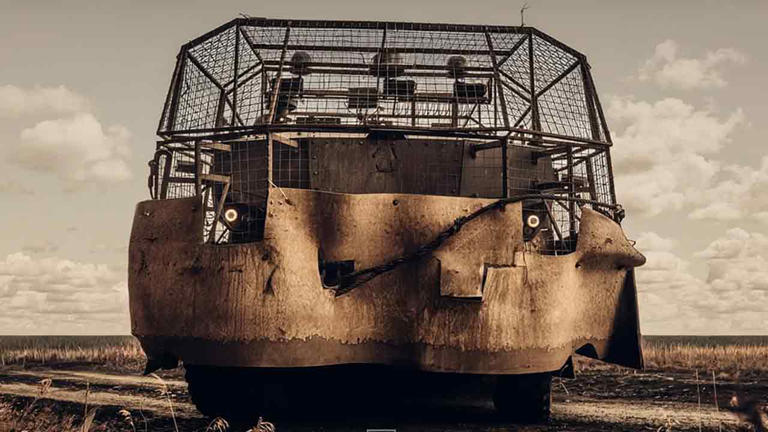 La brigade Azov reçoit un véhicule blindé finlandais PMPV 6×6 doté d’une protection contre les drones. Photo : Instagram @12th.azov.brigade
