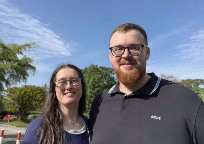 I can't sell my leasehold flat – I had to borrow £6,600 from family for service charges
