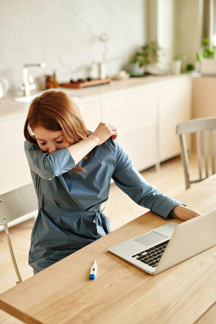 The tummy pouch: Women’s insecurities men barely notice