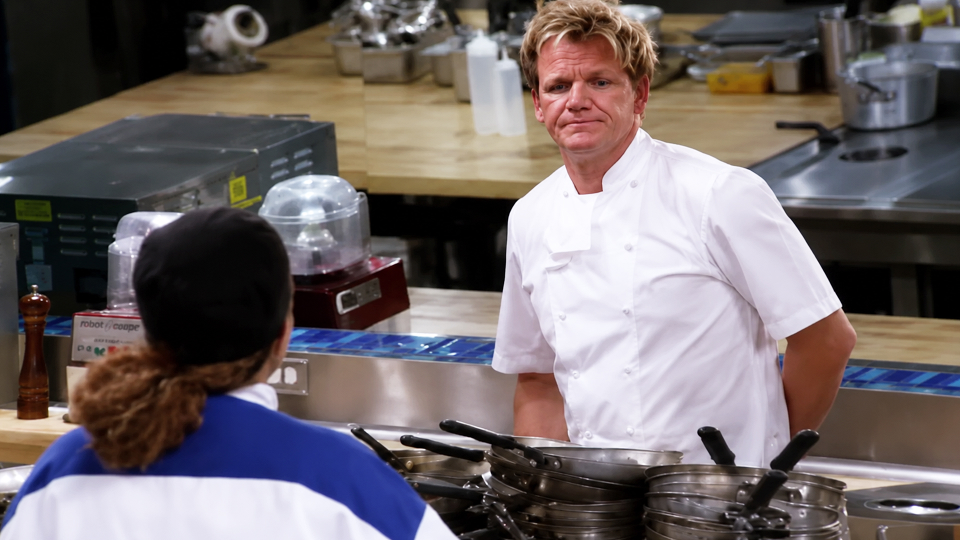 Jen asks Gordon Ramsay for a letter of recommendation