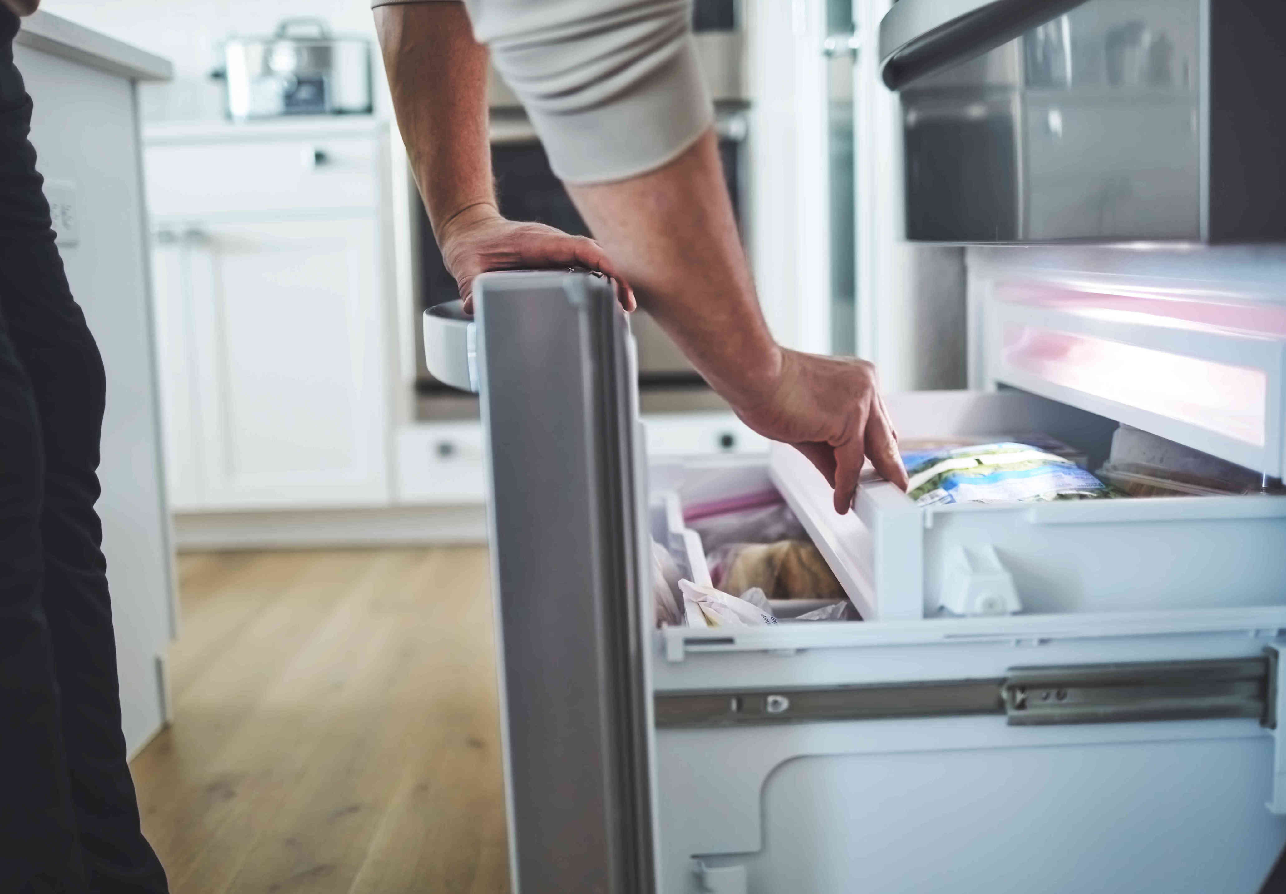What is the ‘quick freeze’ setting on your freezer—and when should you ...