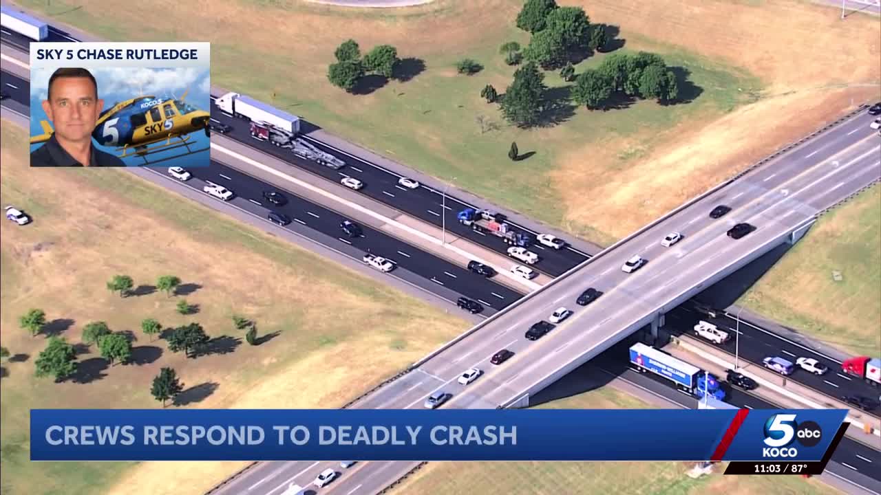 Person dead after crash involving motorcycles and semi-trailer on I-35 ...