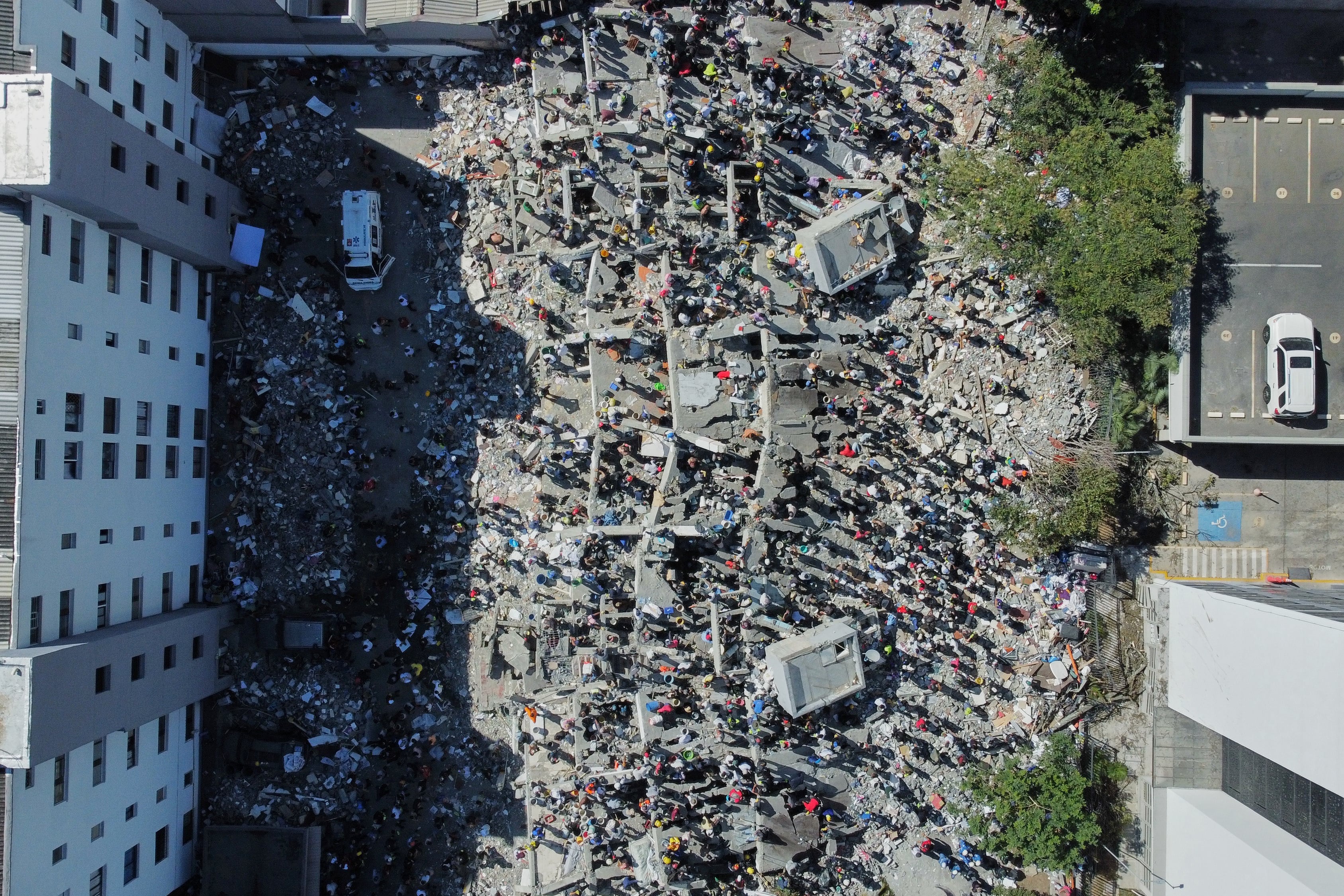 21st century's strongest Colombia earthquake hits coffee triangle