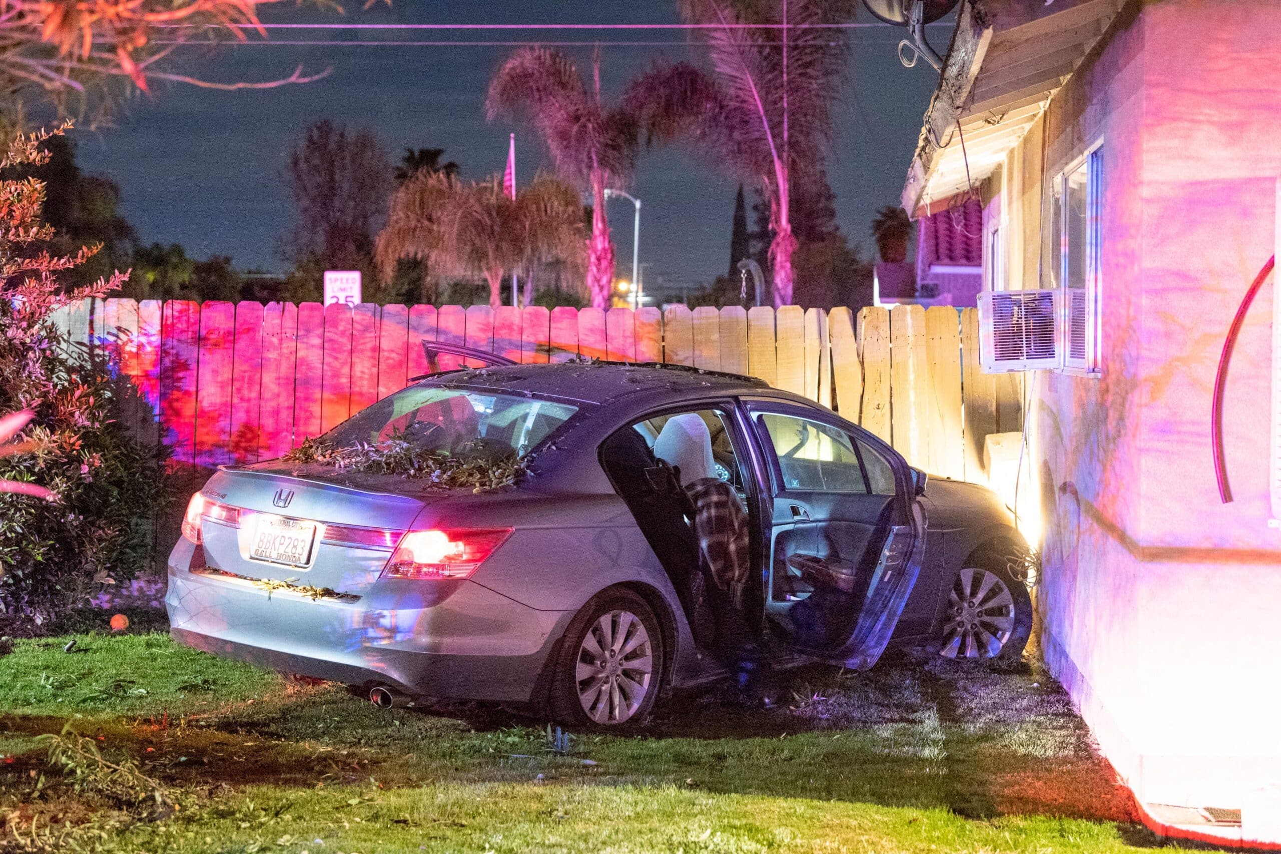 Oregon coach filmed leaving scene of crash, charged with DUI/reckless ...