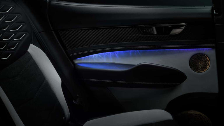 bentley-s-electric-suv-gets-a-high-tech-high-luxury-cabin
