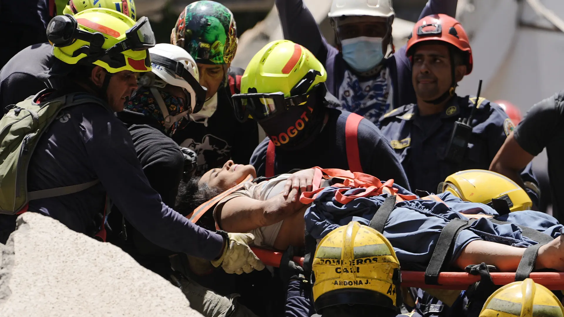 La tierra continúa temblando en Colombia tras el devastador terremoto: ya se han registrado 99 réplicas