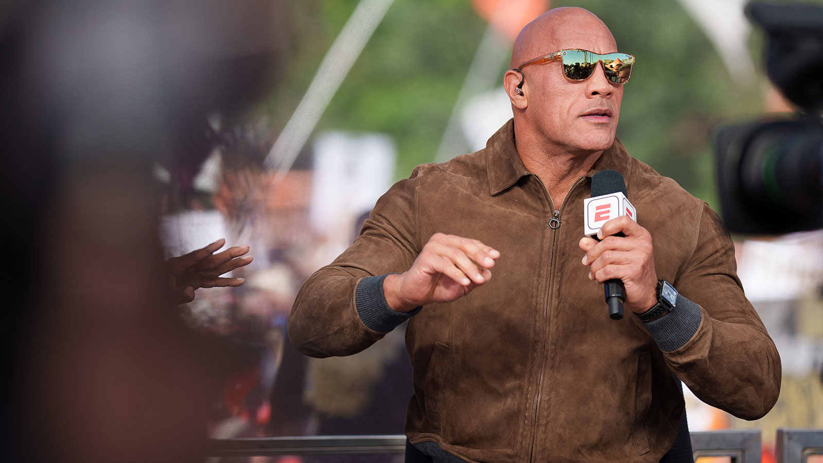 Dwayne Johnson looks completely unrecognizable as 70-year-old man in ...