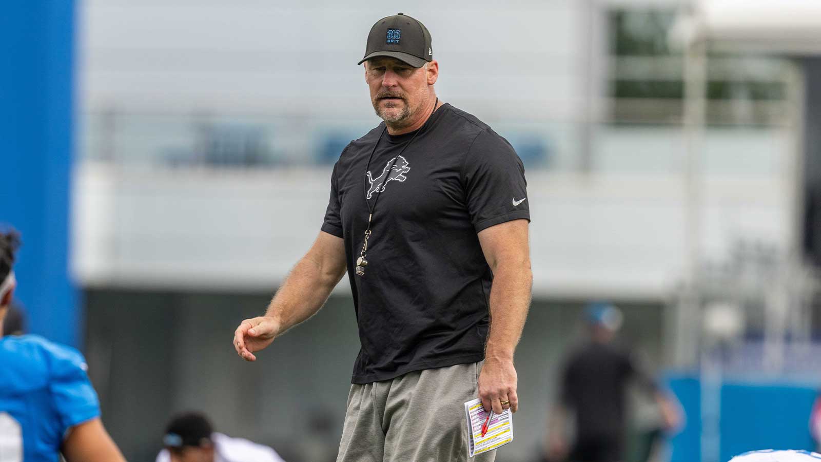 Dan Campbell drops strong defense of Jared Goff after Ben Johnson dig