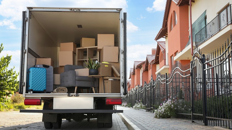 5 hacks to make moving your bulky furniture easier