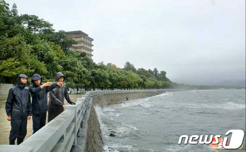 北朝鮮、相次ぐ台風接近に警戒強化「破壊的災害」への備え呼びかけ