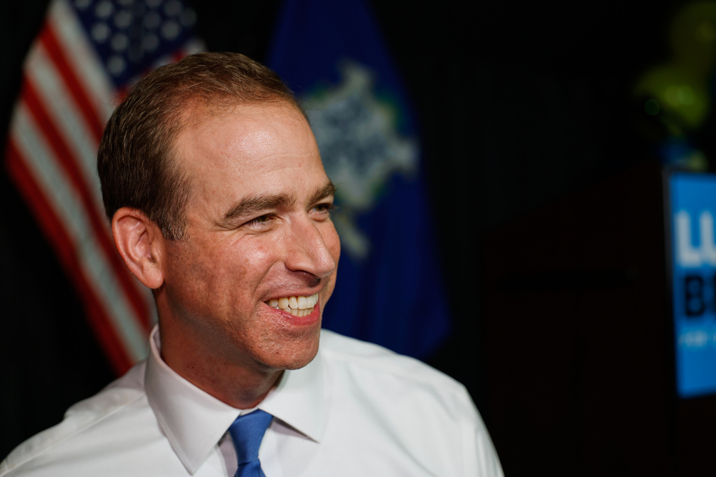 Former mayor Luke Bronin wins Democratic primary in Connecticut ...
