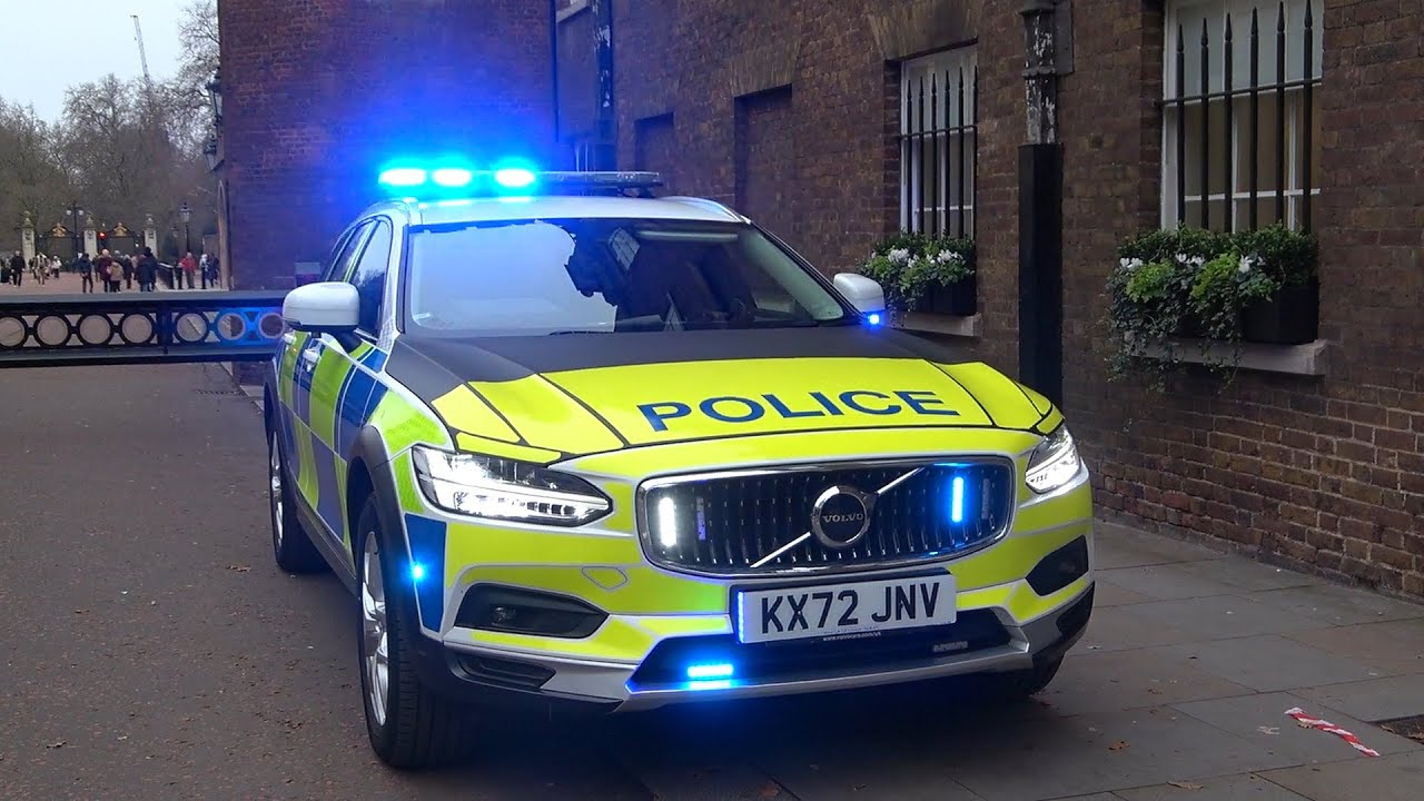 5 features that make any car a police magnet