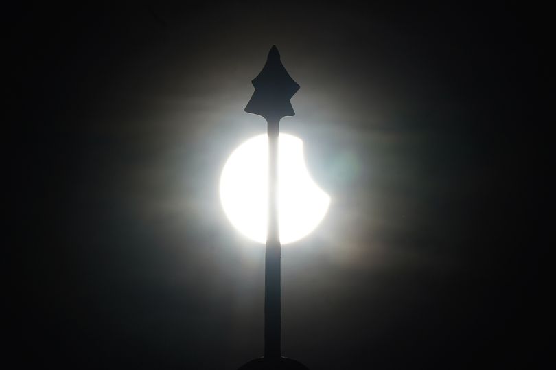 Solar eclipse 2026 Teesside: Exact viewing times and how to watch ...