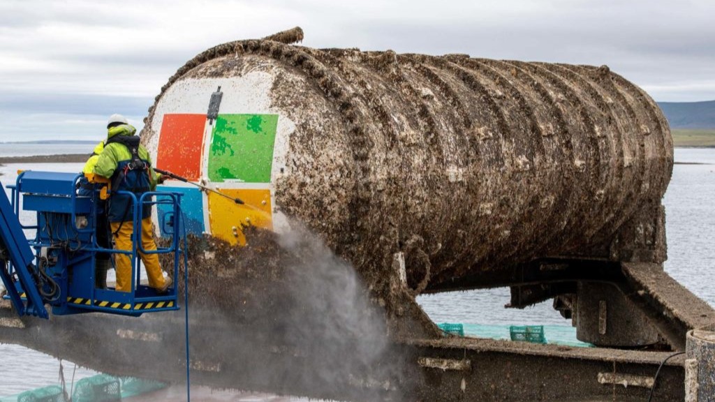 Microsoft put this container underwater for 2 years - then decided to ...
