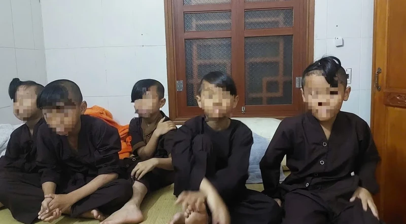 Mẹ của trẻ bị đánh ở chùa Bầu: 'Tôi lặng người khi nhận ra con trong clip'