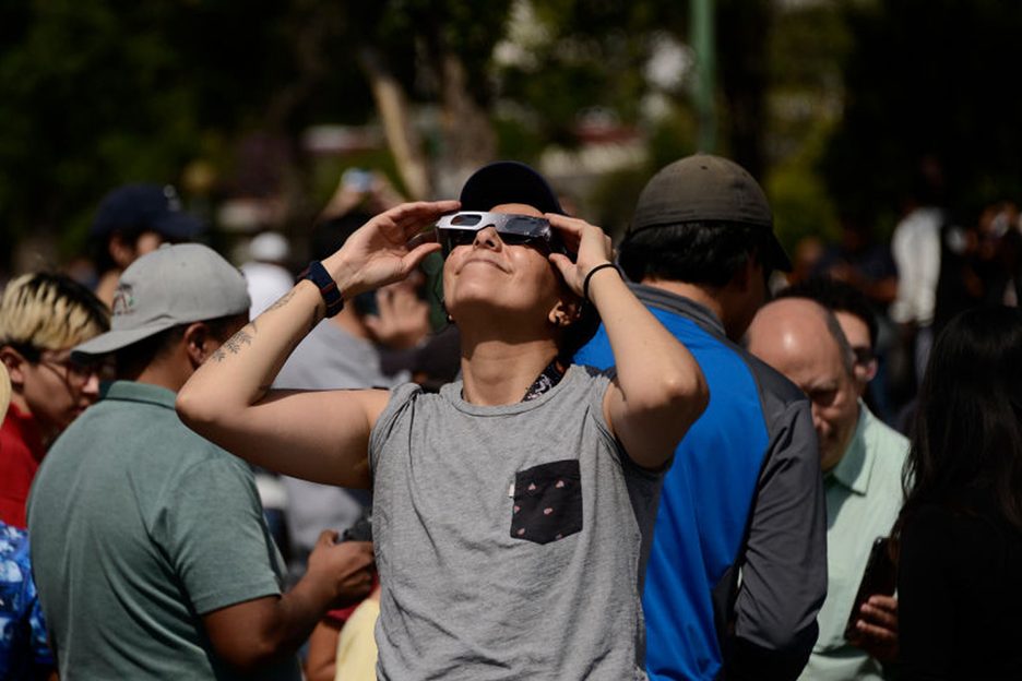 how-to-make-sure-your-solar-eclipse-glasses-are-safe