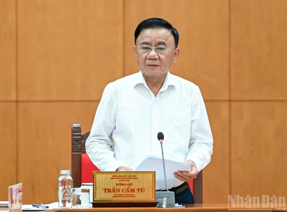 Kết luận của Bộ Chính trị về phát triển công nghiệp vật liệu Việt Nam