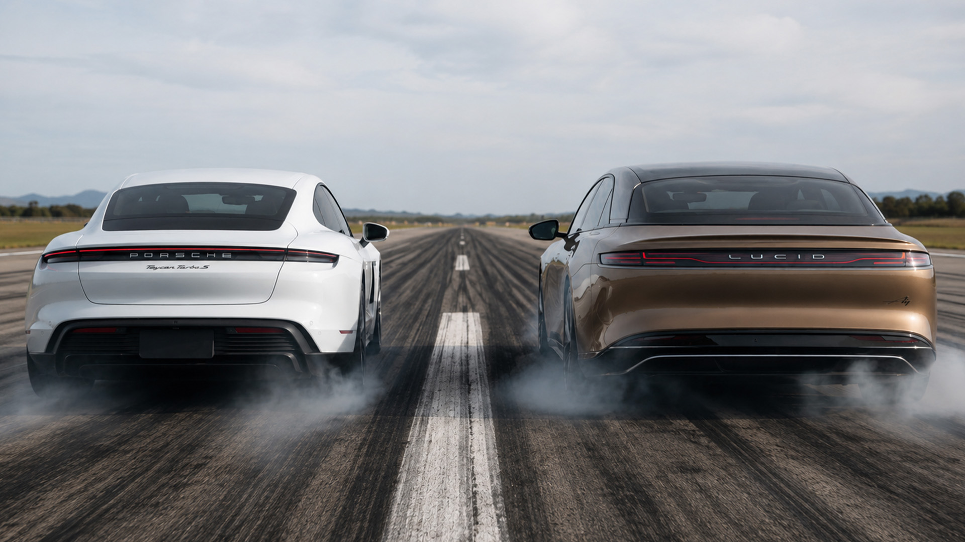 1,111HP Lucid Air faces Porsche Taycan Turbo S drag race