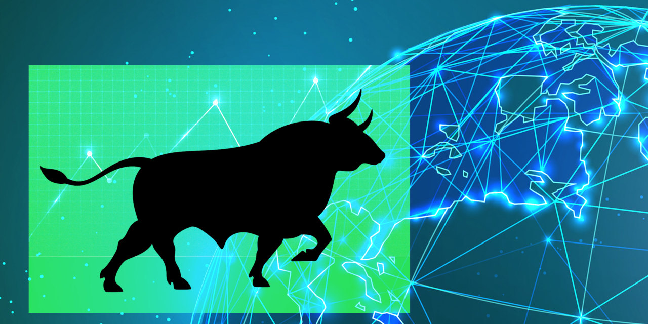 An active fund holding a whopping 800 stocks is beating major indexes. Here's how.