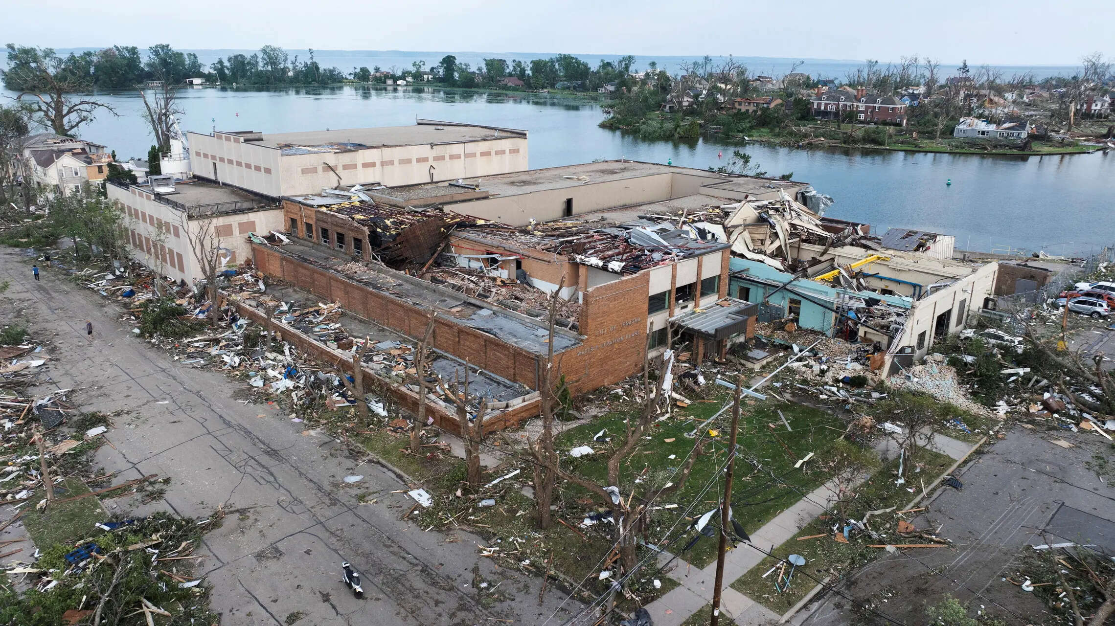 Deaths, damage reported as severe weather spawns tornadoes, flash ...