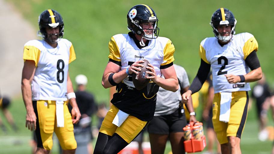 Steelers 53-man roster projection: Three QBs, new rookies