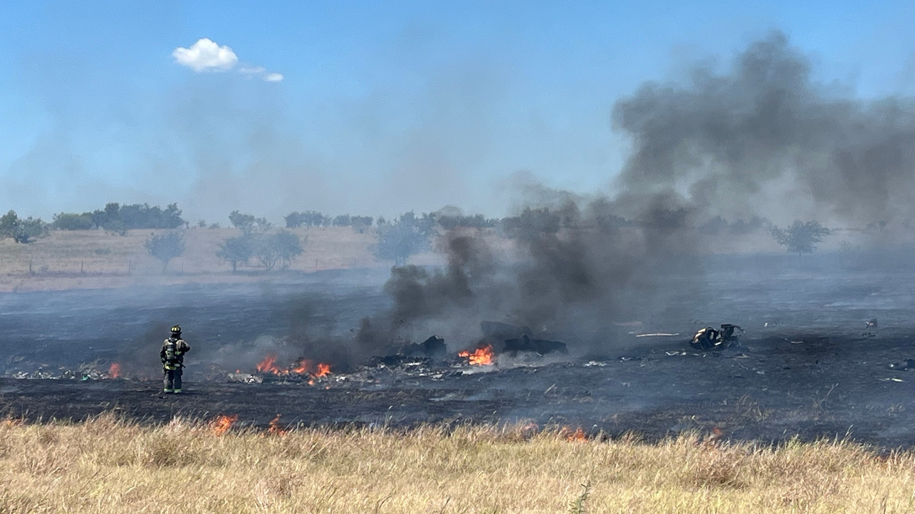 2 soldiers dead after Apache helicopter crashes in Texas: Army