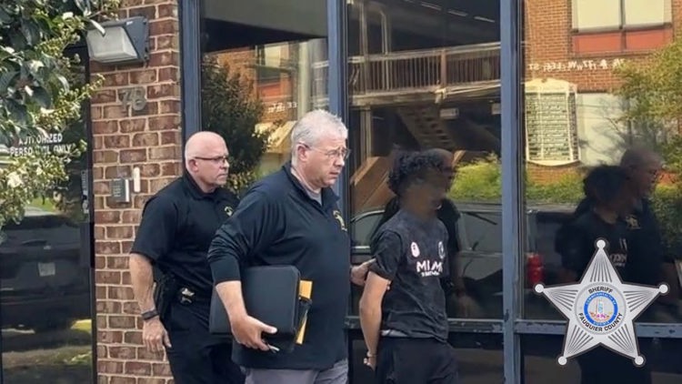 Teen arrested for deadly shooting at quinceañera in Fauquier County
