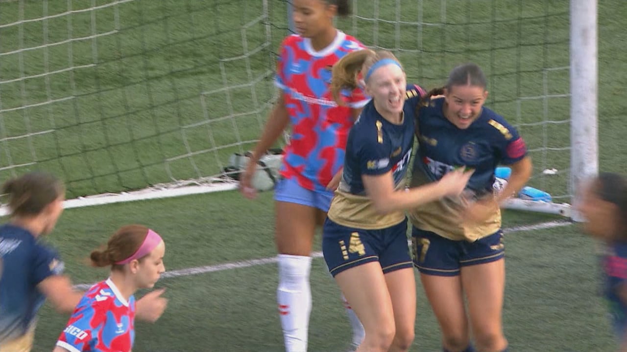 Simcoe County Rovers stun the Montreal Roses to advance to the W ...