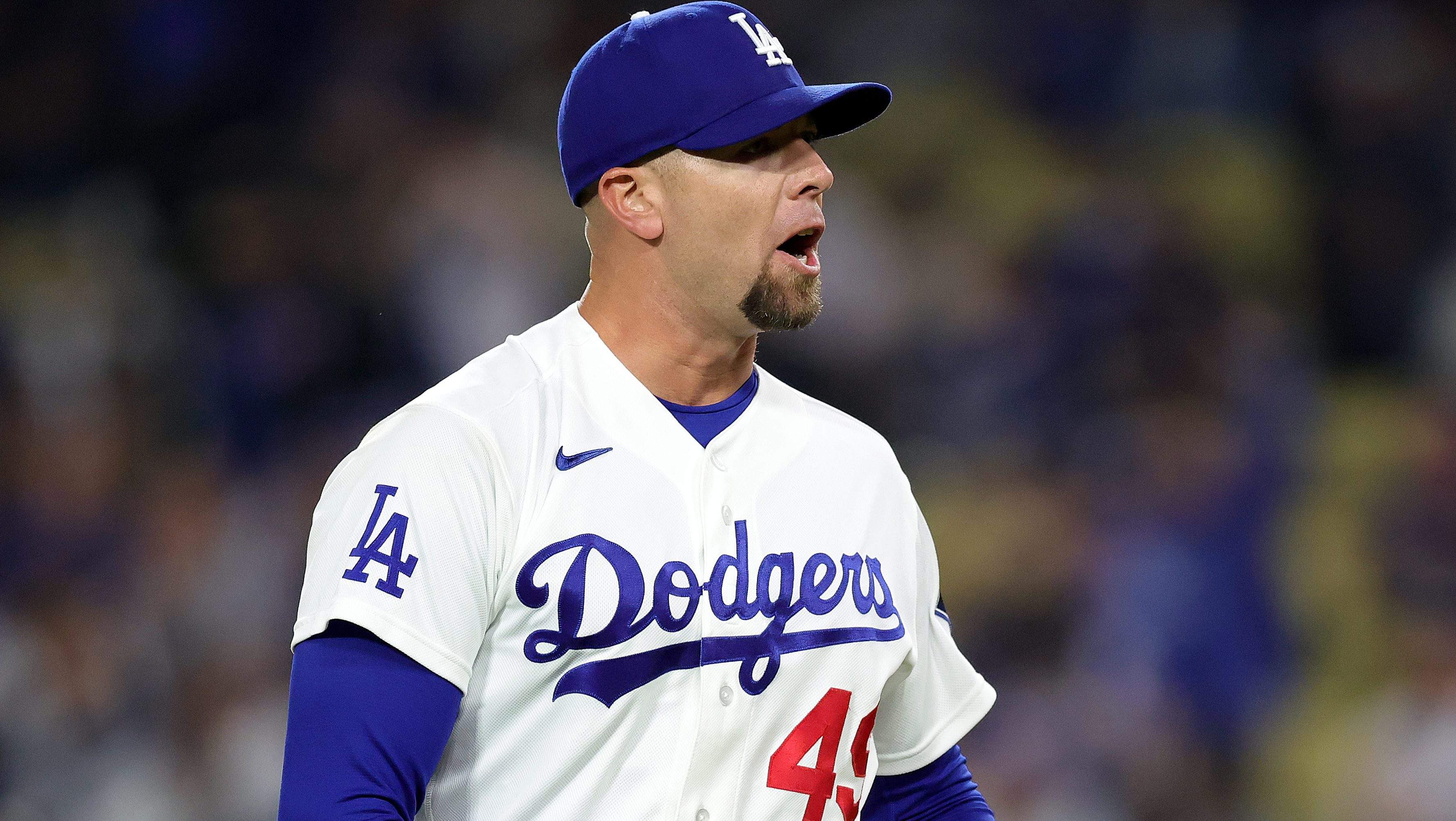 Dodgers’ Dave Roberts provides Blake Treinen injury insight