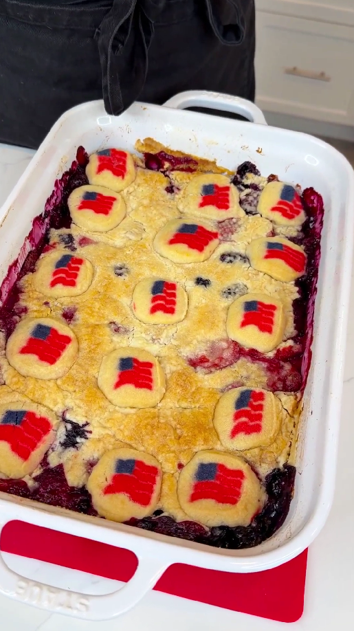 Simple American dessert for memorable family gatherings