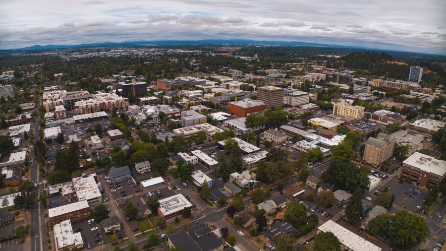Report finds 29% of Oregon households can't afford essentials despite being above federal poverty line KOIN Morning Digest