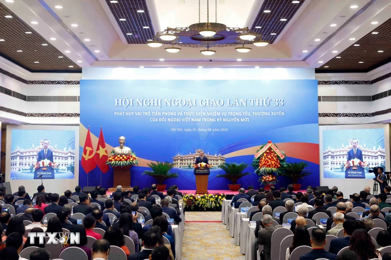 Nâng cao chất lượng công tác đảng, công tác chính trị của ngành ngoại giao