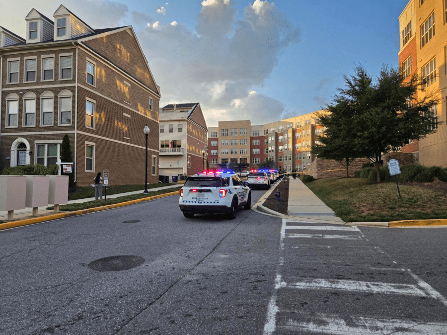 Teen shot inside northeast DC home, investigation underway