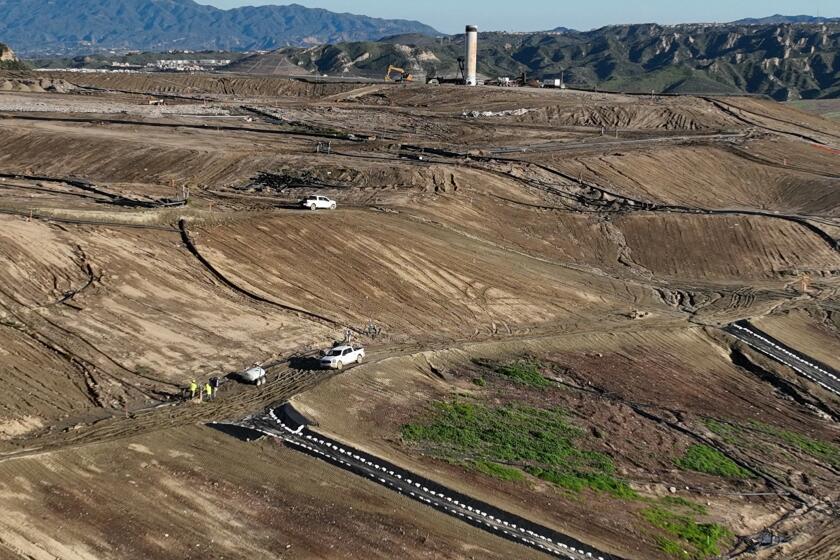 Law firm says it has lost touch with hundreds of clients suing over LA County landfill