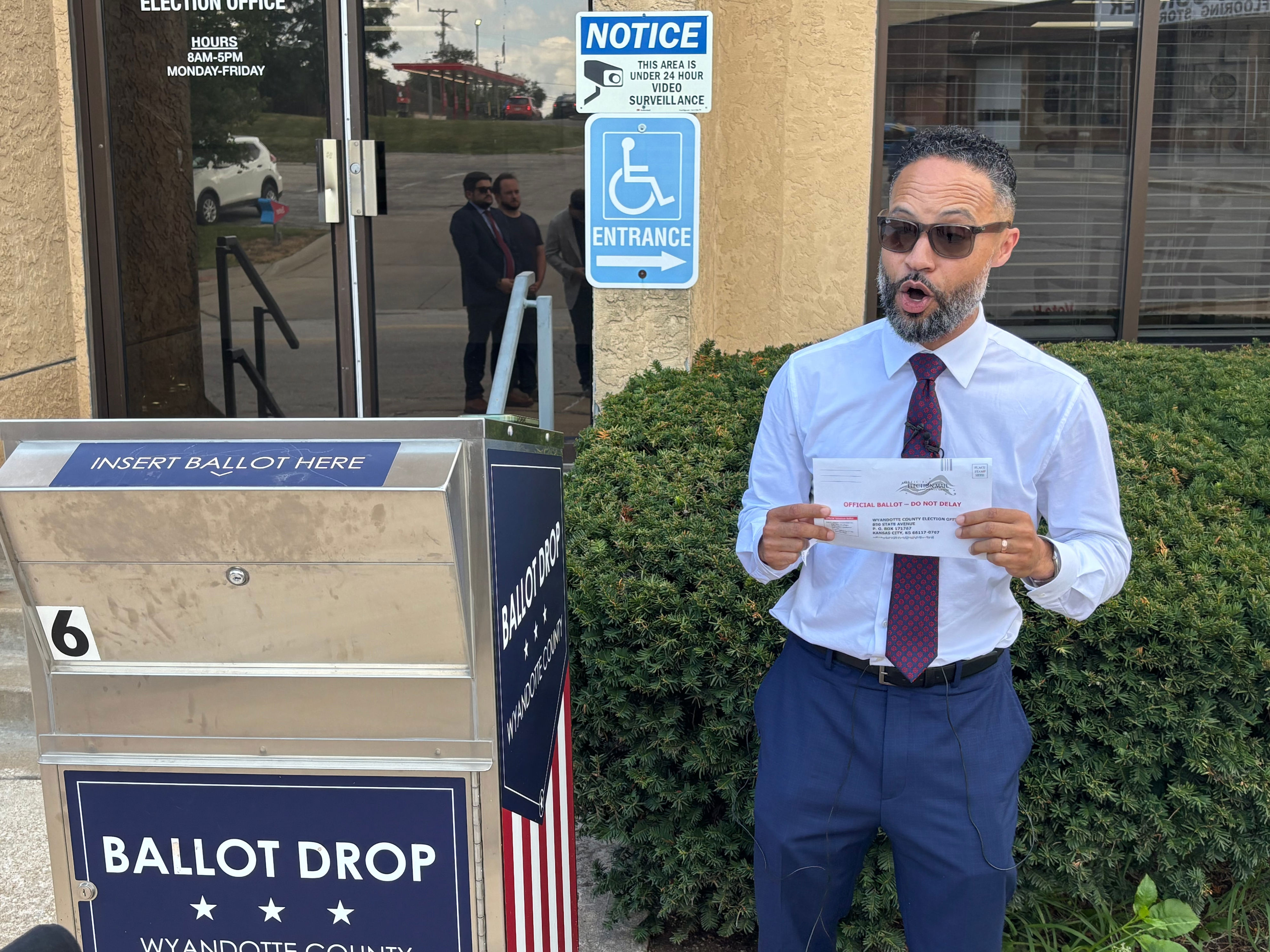 Wyandotte County Election Office addresses issue with mail-in ballot ...
