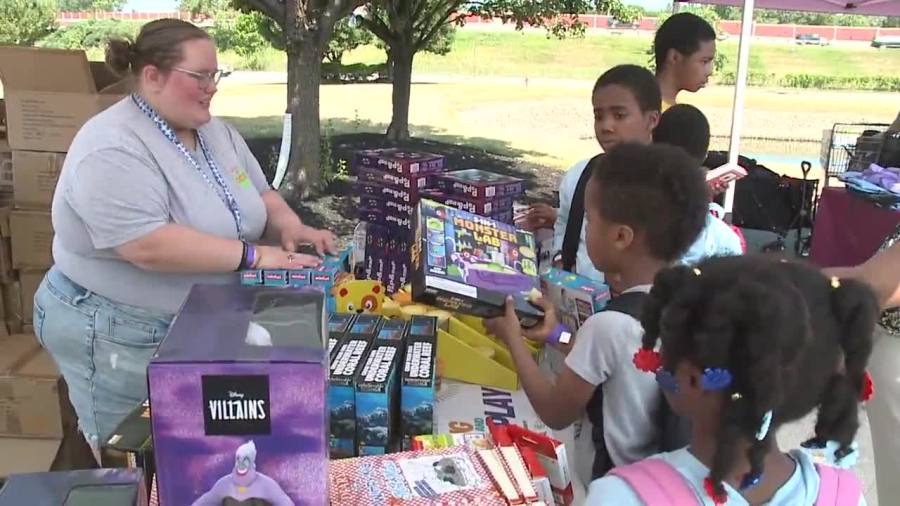Back to school bash helping Cleveland kids get ready for the classroom