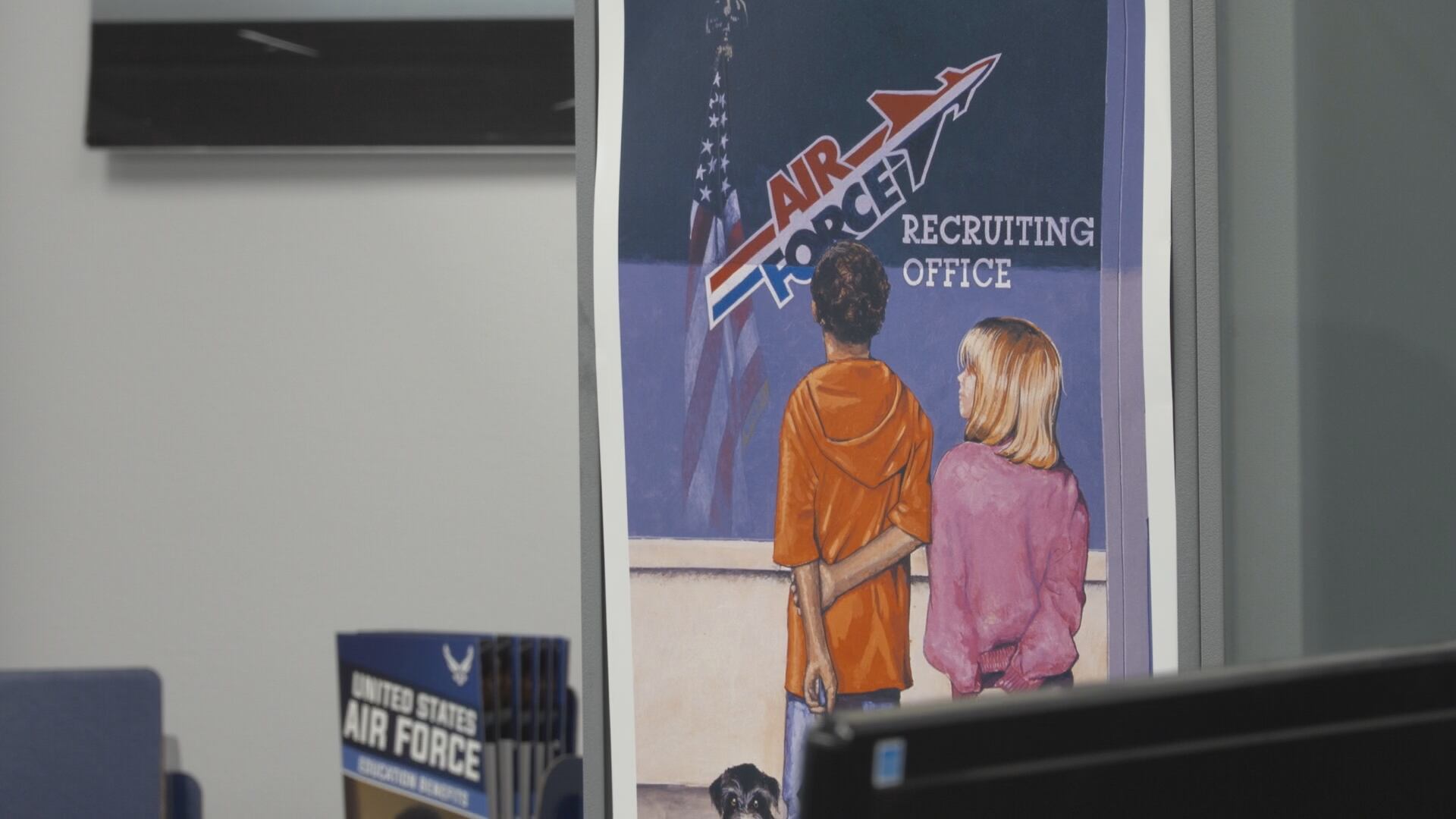 Bullitt County grad eager to follow father's Air Force legacy as US military achieves record-setting recruitment year