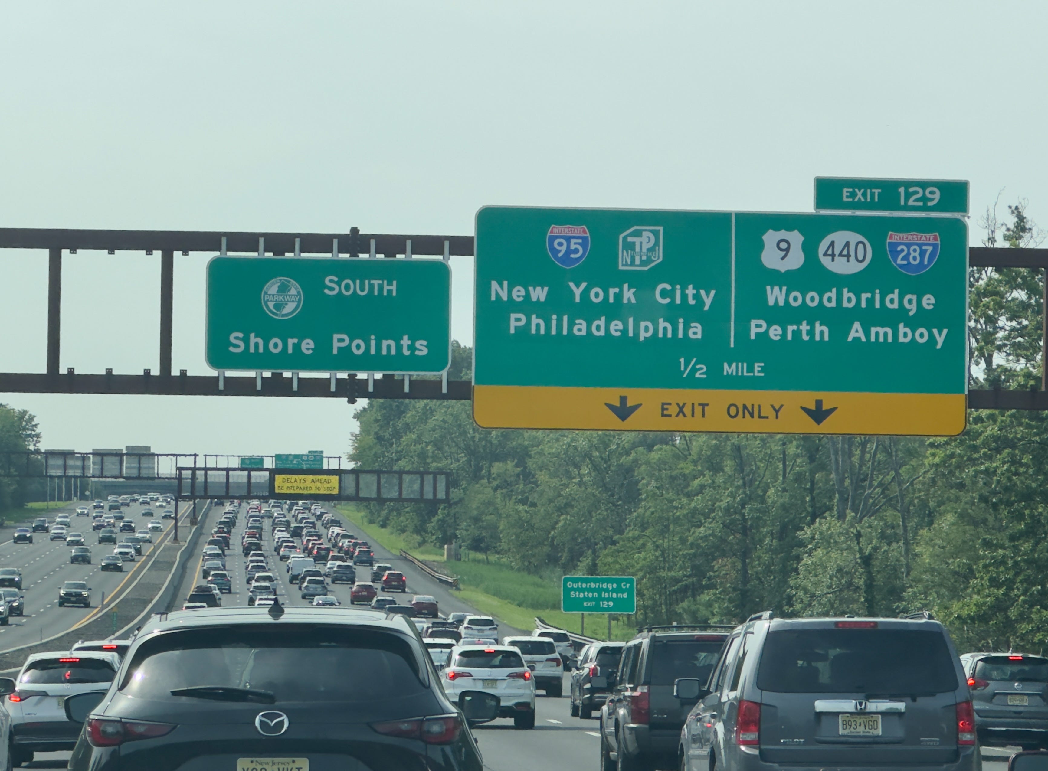 Jersey Shore traffic watch: 12 mile backup forming on Garden State Parkway