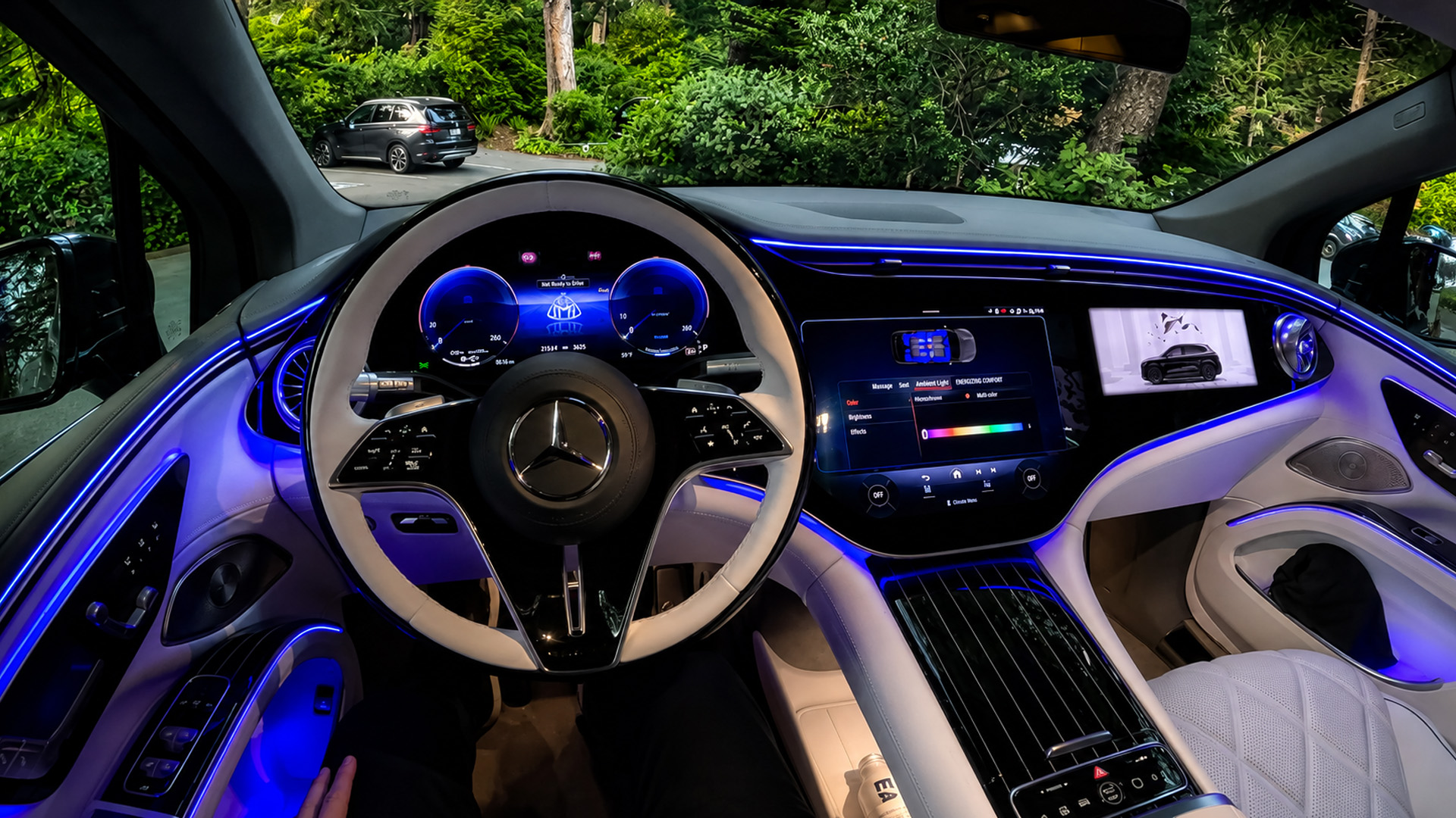 Mercedes Maybach EQS SUV shows pure luxury interior