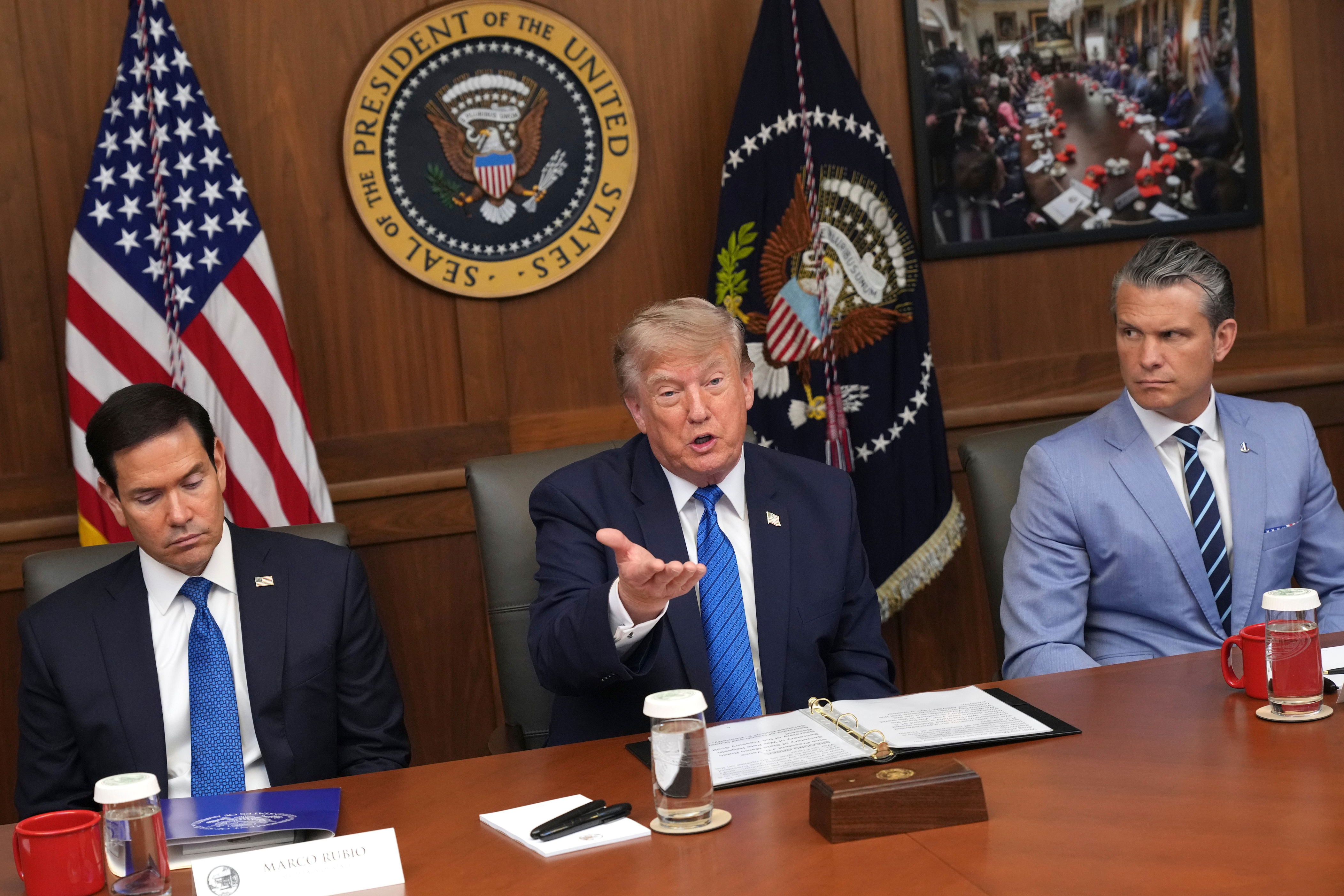 Il metodo Donald: tutti gli annunci a vuoto di Trump. Ma l'80% degli americani non gli crede più